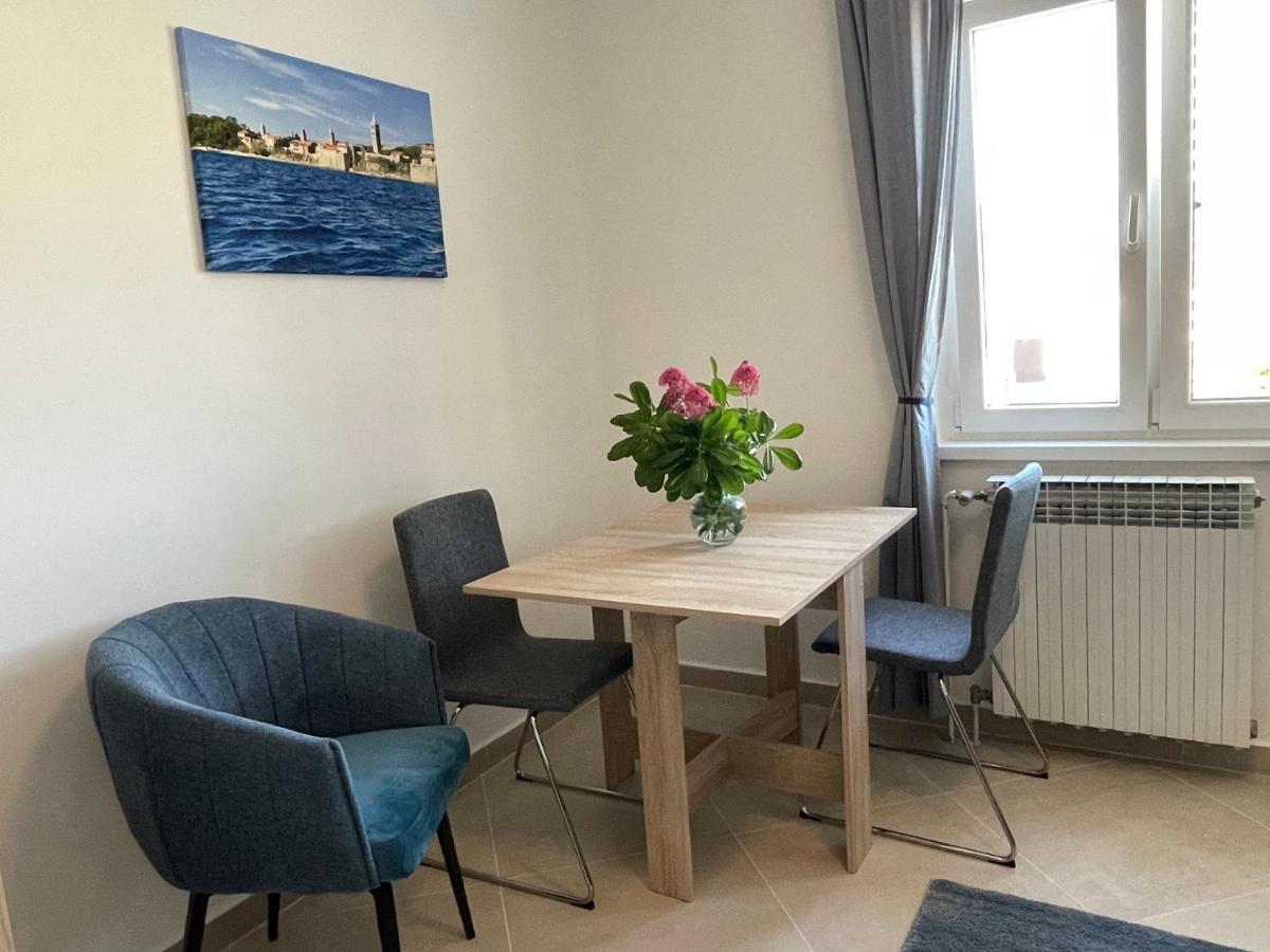 Superior Rooms Pension Karolina Rab Town Bagian luar foto