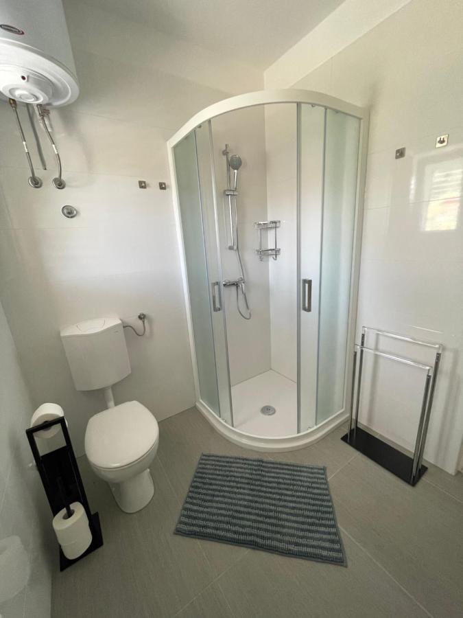Superior Rooms Pension Karolina Rab Town Bagian luar foto