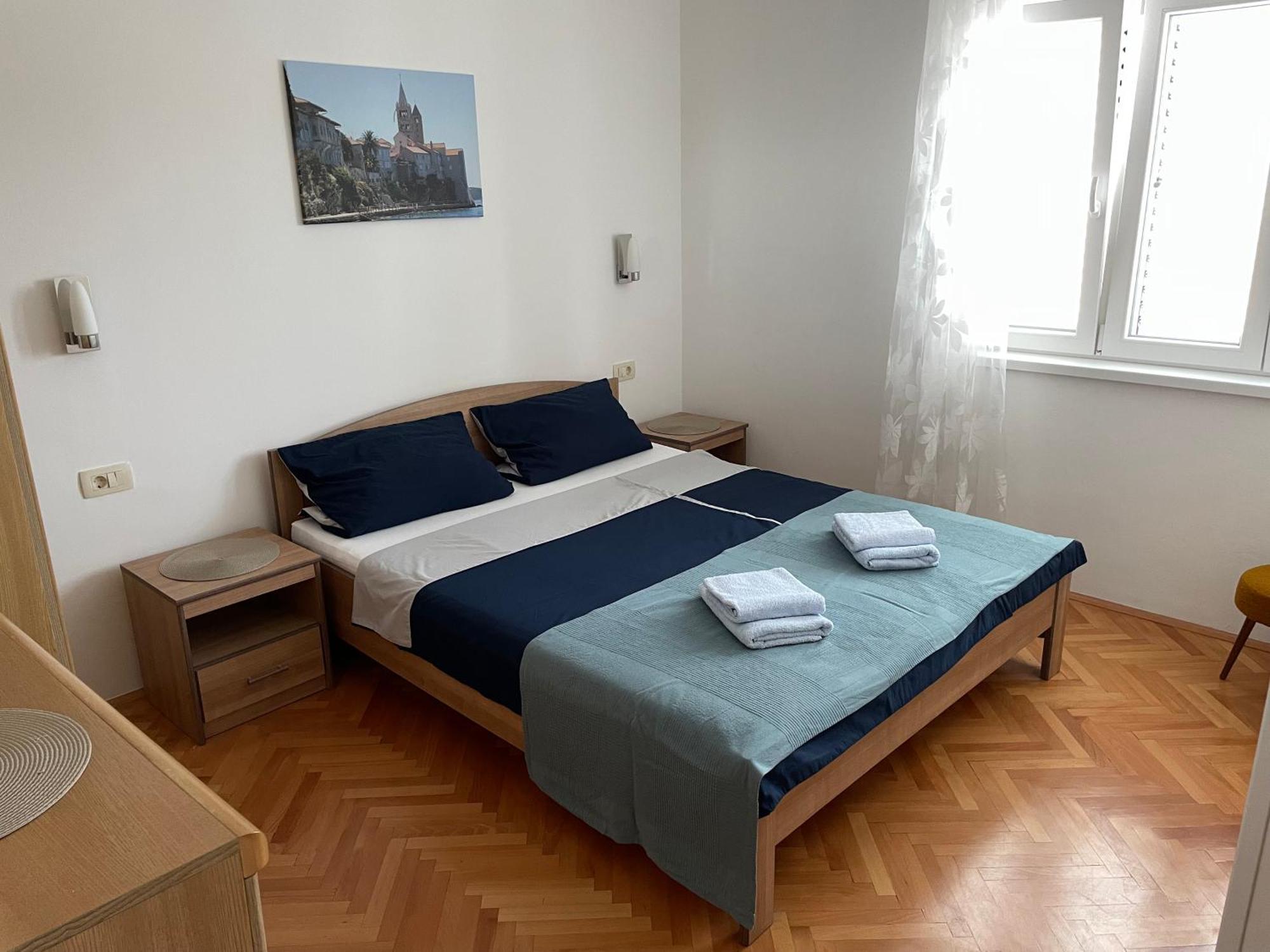Superior Rooms Pension Karolina Rab Town Bagian luar foto
